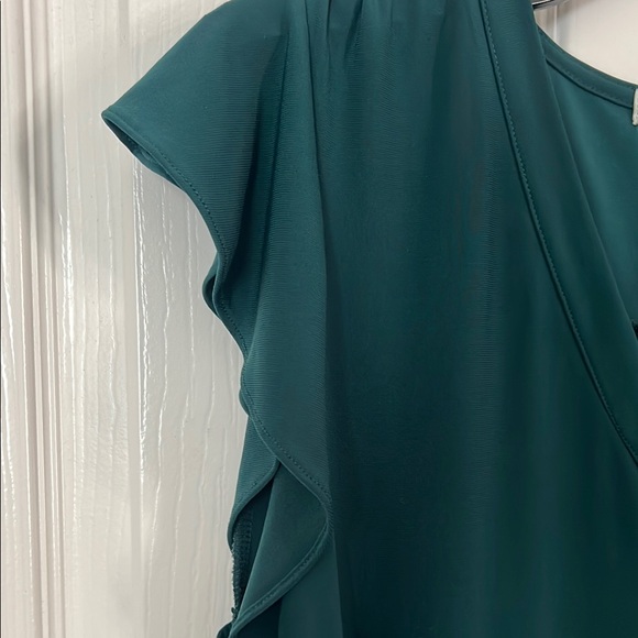 Chaus Women's Dark Green Flutter Sleeve Blouse - Picture 3 of 3